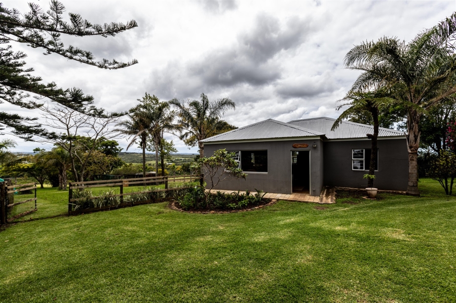 5 Bedroom Property for Sale in East London Rural Eastern Cape